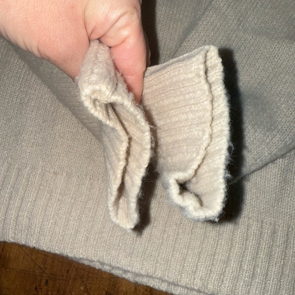 Maurice’s Festive Cozy Fair Isle Knit Sweater Size Small Embellished - Picture 7 of 7